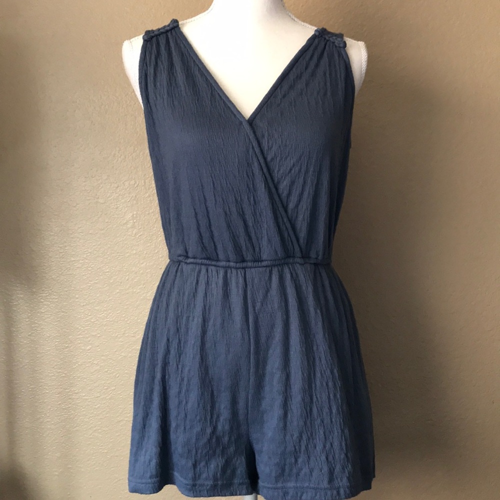 Universal Thread romper - Picture 2 of 7